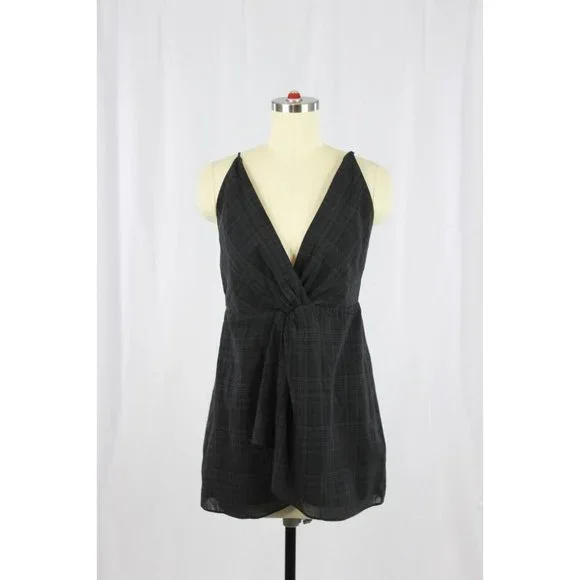 Aritzia WILFRED Pursuit Black Plaid Gauze V-Neck Twist Camisole Tank Top, Size M - Picture 1 of 16